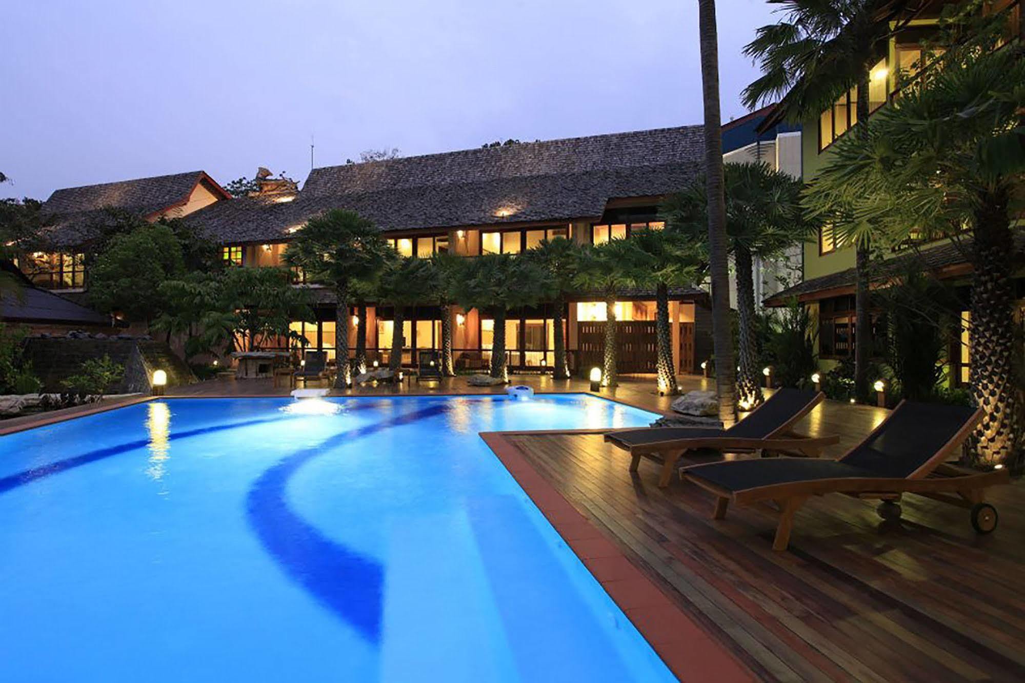 VC@SUANPAAK Hotel&apartamento con servicio Chiang Mai Exterior foto